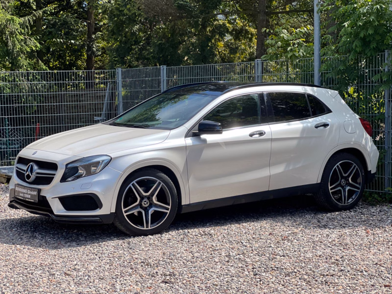 Mercedes-Benz GLA220d AMG LINIE *KAMERA*NAVIGATION*19'ZOLL AMG