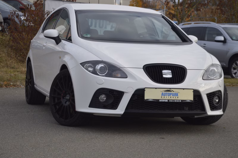 Seat Leon Cupra  NAVI 19"OZ XENON