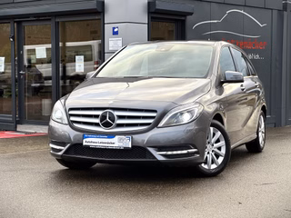 Mercedes-Benz B 220 CDI / d Automatik | ILS-BiXenon | Kamera Used vehicle for sale | First registration 09/2014 | Price 18.490 €