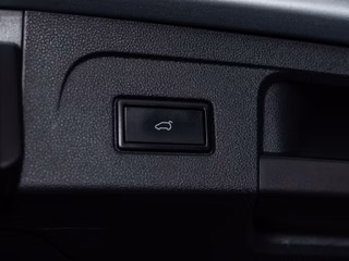 Volkswagen Touran 2.0 TDI Comfortline  LED NAVI SHZ TEMP - bilder 5