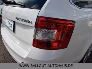 Skoda Octavia Elegance*2.HAND*KLIMA*ACC*TEMP*SPUR*NAVI - foto 7