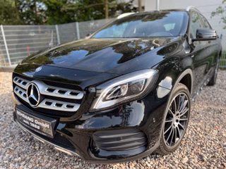 Mercedes-Benz GLA180*AMG*LED*KAMERA*WHITE ART EDITION*