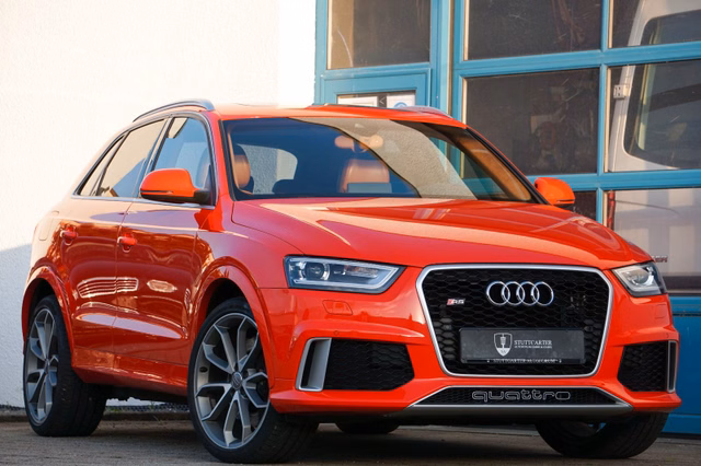 Audi RS Q3 2.5 TFSI quattro PANO LEDER BOSE EXCLUSIVE - photo 1