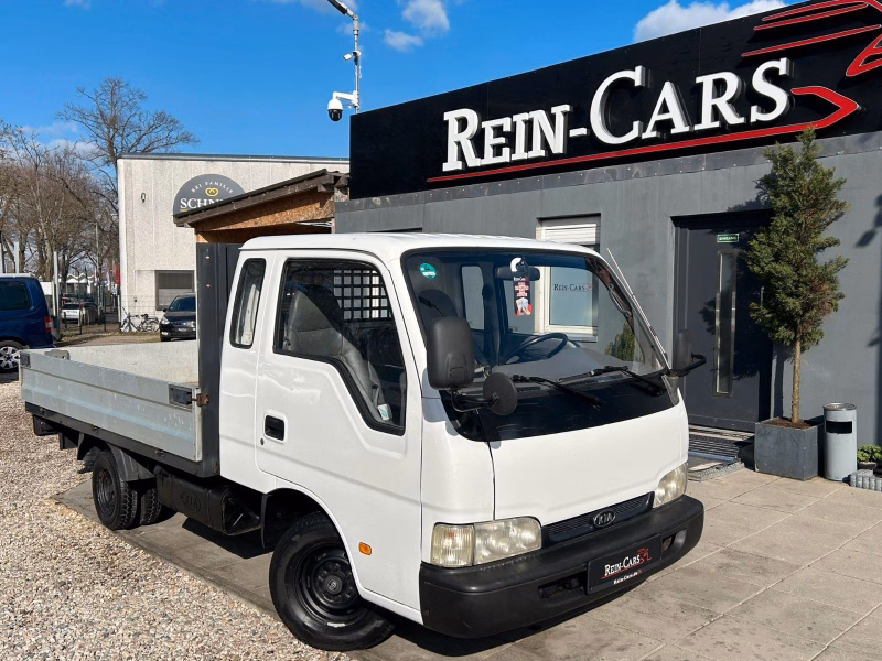 Kia K2700