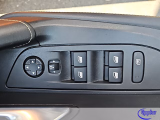Peugeot 2008 Allure 130 EAT8 GT Line AHK Kamera Navi ACC - foto 2