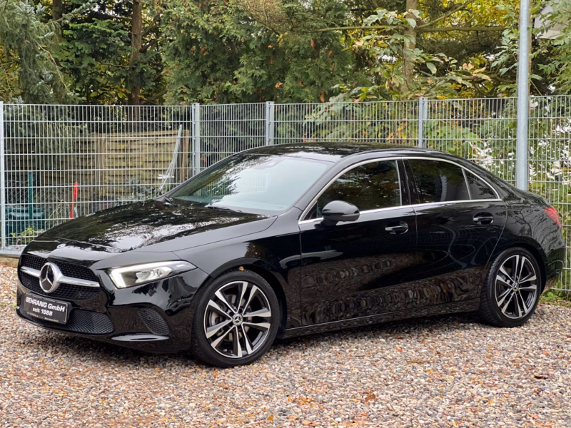 Mercedes-Benz A200d*PROGRESSIVE*LED*NAVI*360°KAMERA*DISTRONIC*