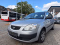 Daumennagel 1 - Kia Rio 1.4 Attract 5 türig 2. Hand TÜV 9/26