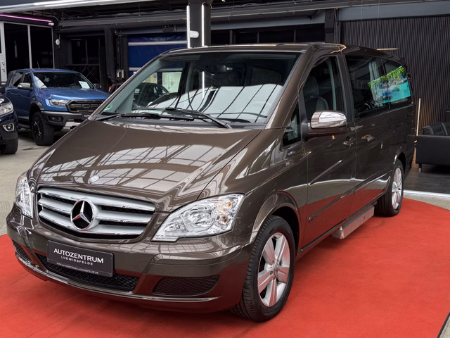 Mercedes-Benz Viano FUN 2.2 CDI LANG/ROLLSTUHLRAMPE/NAVI/KLIMA/AHK - foto 2