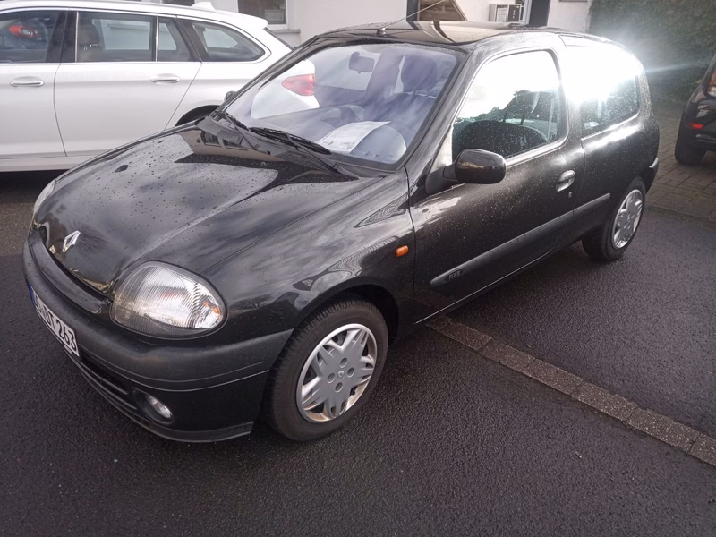 Renault Clio RXE 1,6l Automatik 94t km