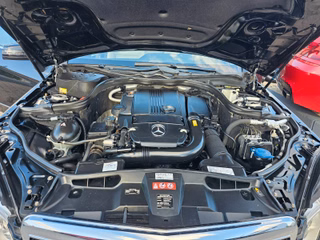 Mercedes-Benz E 250 Limousine*AVANTGARDE*NAVI*XENON*PDC*SHZ* - bilder 6
