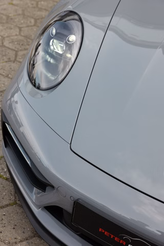 Porsche 992 Carrera 4 GTS Cabrio 1. Hand Porsche Approved - photo 25