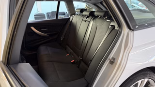 BMW 318 d  AUT. SHZ 2HAND SERVICE FULL BMW M-FELGEN PDC - photo 4
