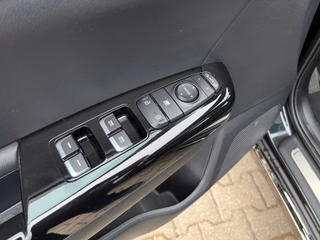 Kia Sportage GT-Line 4WD Bi-LED Pano Winterräder - bilder 16