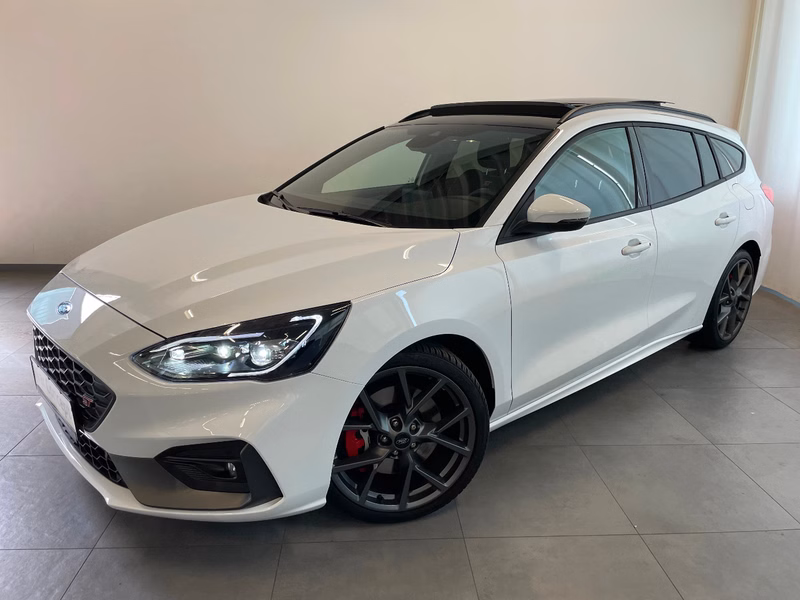 Ford Focus TURNIER 2.3 ST PERFORMANCE PANORAMA