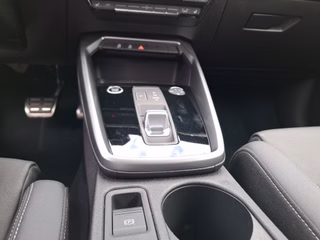 Audi A3 Sportback 30 TFSI advanced S-TRONIC / AHK / STHZG / LED / NAVI - foto 9