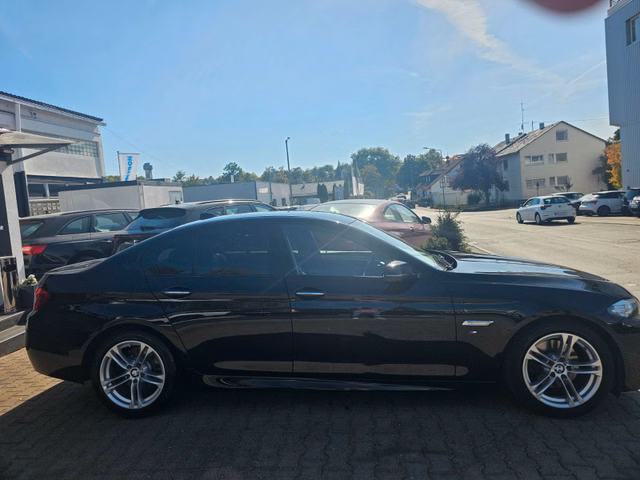 BMW 520 d*M-PAKET*M-SPORT*HUD*ACC*XENON*PDC*SHZ*SPUR - bilder 7