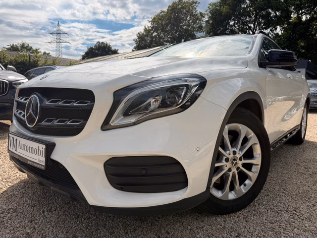 Mercedes-Benz GLA 220 d DCT ACC*Kamera*Navi*Pano*Leder*Memory - foto 1