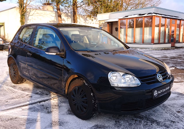 Volkswagen Golf 1.4 Trendline  NAVI/TÜV NEU/GANZJAHRESREIFEN - foto 1