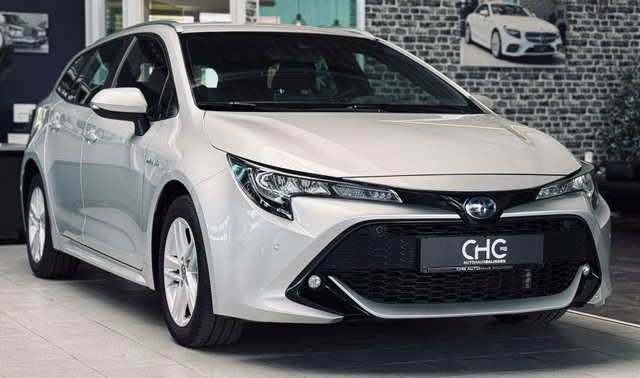 Toyota Corolla 1.8 Hybrid Club 1.HD|NAVI|ACC|AHK|SHZ|PDC|MFL Gebrauchtwagen Kaufen | EZ 10/2019 | Preis 19.990 €