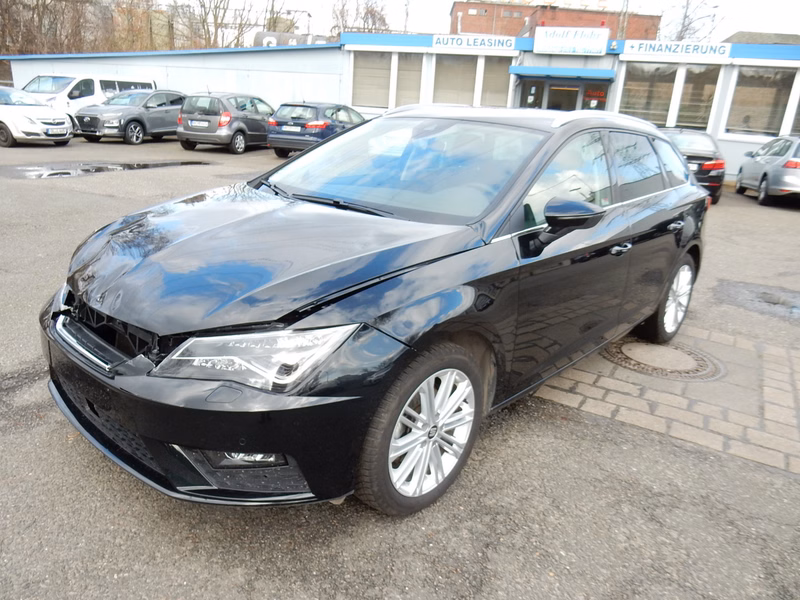 Seat Leon 1.5 TSI ST. Xcellence NAVI / LED / Klima. SHZ.