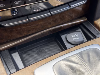 Mercedes-Benz E 200 CGI BlueEfficiency Automatik Navi - bilder 27