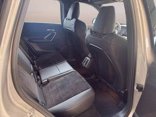 BMW X1 sDrive 18 i M Sport Autom., LED Navi Kamera AHK - bilder 2