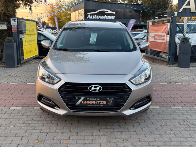 Hyundai i40CW Blue Trend 1.7CRDI*Aut.*SHZ*Temp.*PDC*EU6* - foto 2
