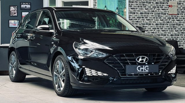 Hyundai i30 Trend Mild-Hybrid CARPLAY|SHZ|LHZ|KAMERA|ACC Gebrauchtwagen Kaufen | EZ 07/2023 | Preis 14.490 €