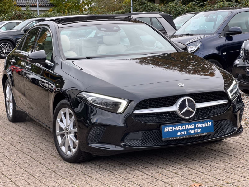 Mercedes-Benz A 250e*PROGRESSIVE*KAMERA*PANO*LED*KEYLESS-GO