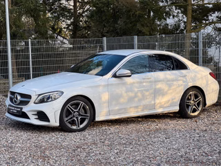 Mercedes-Benz C220d AMG-LINE *MULTIBEAM*DIGITALTACHO*COMAND*