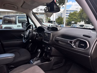 Jeep Renegade 1.3 T-GDI Automatik Limited Black-Pack - foto 19