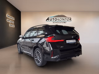 BMW X1 sDrive 18 i M Sport Autom., LED Navi Kamera AHK - bilder 3