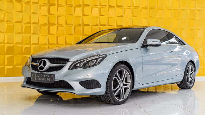Mercedes-Benz E 400 Coupe 7G-TRONIC SPORT PAKET NAV LEDER XEN PANO
