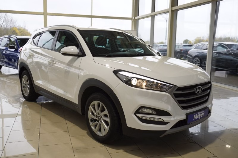 Hyundai TUCSON Style 1,6 177PS Aut.4WD Navi/Kamera/Winterp. **