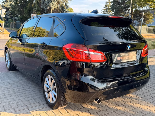 BMW 218i Tourer Active*Klimaautomatik*Pdc*Shzg*2.HD - foto 6