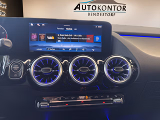 Mercedes-Benz GLA 200 AMG Line Night Autom., Pano ACC 360 Burmester - bilder 11