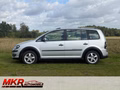 Daumennagel 7 - Volkswagen Touran 2.0 TDI DSG Cross SHZ/ Klima/ AHK/ ParkAss