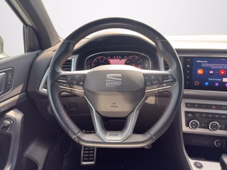 SEAT Ateca 2.0 TSI FR 4Drive DSG / AHK / ACC / NAVI / LED / SITZHEIZUNG - bilder 6
