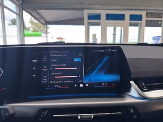 BMW X1 sDrive 18 i M Sport M- Autom., LED Pano Navi H/K Sound - bilder 15