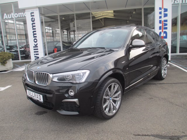BMW X4 M40i - photo 1