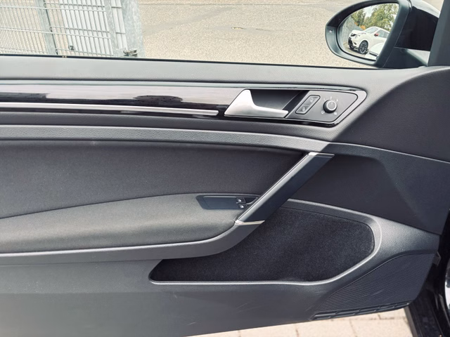 Volkswagen Golf VII Lim. Highline DSG+Pano+LED+ACC+StandHZG - foto 10