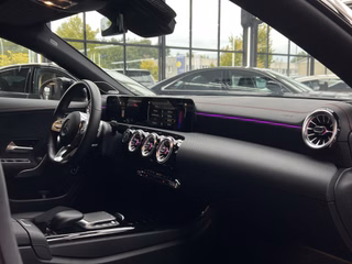 Mercedes-Benz CLA 250 EQ DRIVE AMG Line / LED / ACC / KAMERA&PARKEN / SPURHALTE - ASSIST - foto 28