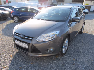 Ford Focus Turnier 2.0 TDCi Automatik Titanium, Xenon, DAB, AHK, Klimaaut. PPS V+H, 1.Hand - foto 1