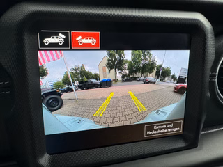 Jeep Wrangler Unlimited Rubicon 4xe Sonder-Umbau Komplettlackierung - bilder 35