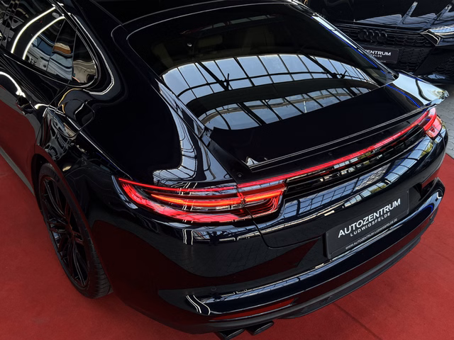Porsche Panamera 4 E-Hybrid CHRONO / HEAD UP / BOSE / ACC - foto 9