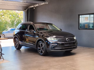 Volkswagen Tiguan 1.5 TSI BMT Move*KAMERA*LED*AHK*ACC*NAVI - bilder 1