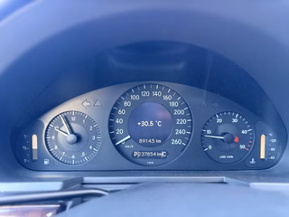 Mercedes-Benz E 220 CDI TÜV NEU/Automatik/Schiebedach/Klimaauto/ - foto 13