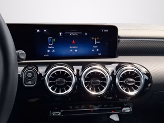 Mercedes-Benz CLA 180 Shooting Brake Progessive AUTOMATIK / LED / NAVI - foto 8