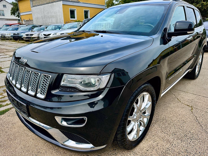 Jeep Grand Cherokee 3.0 CRD Summit *Panorama *AHK LM