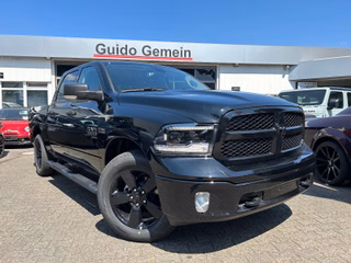 Dodge RAM 1500 Classic Crew Cab SLT Black 5.7 V8 Neuwagen Kaufen | EZ 